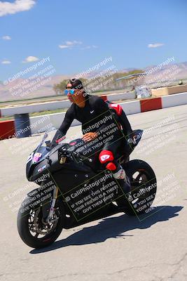 media/May-29-2022-Lets Ride (Sun) [[e8986be515]]/Around the Pits/